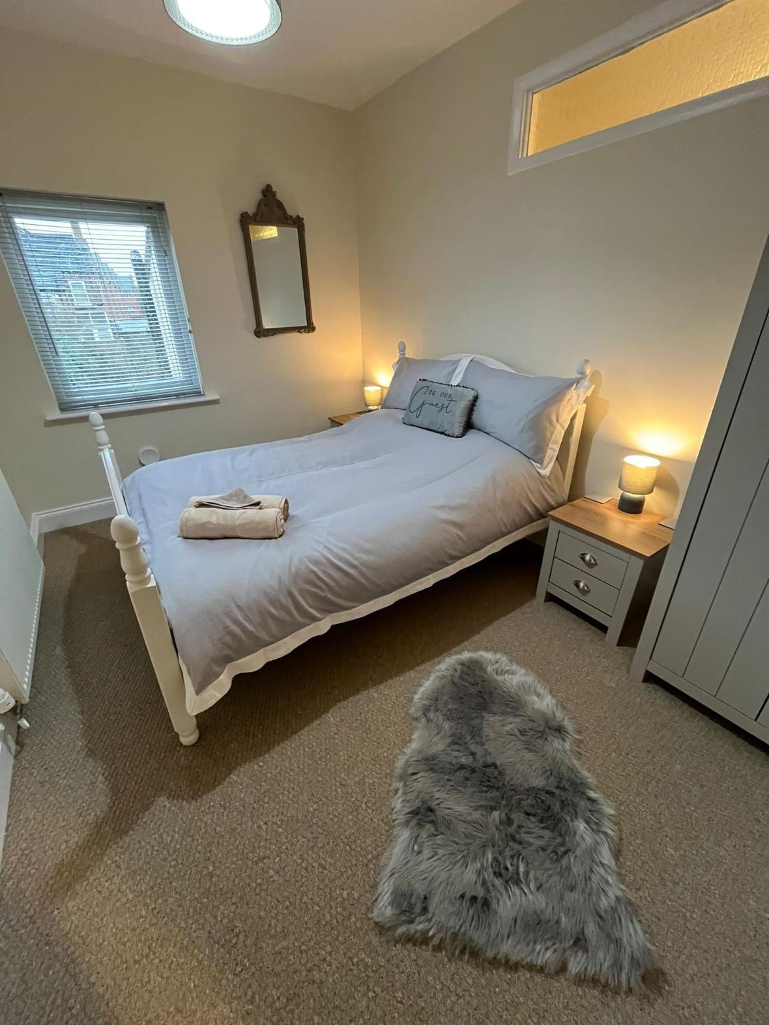 City Of Chester Award Winning Cottage -Pixie Terrace Chester Eksteriør bilde