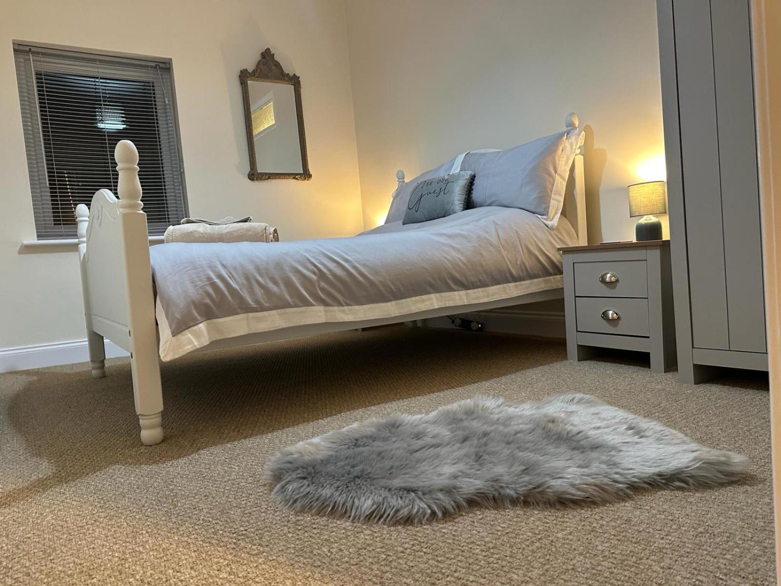City Of Chester Award Winning Cottage -Pixie Terrace Chester Eksteriør bilde